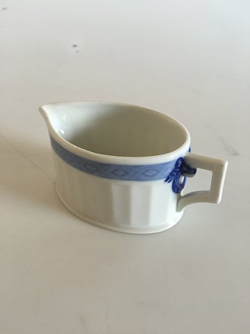 Royal Copenhagen Blue Fan Creamer No 11541