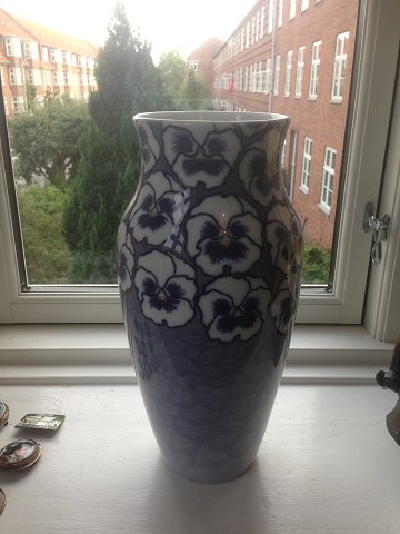 Royal Copenhagen Art Nouveau Unique Vase by Stephan Ussing fra 1900 No 6739