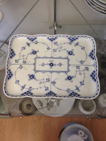 Royal Copenhagen Blue Fluted Half Lace Tray No 677