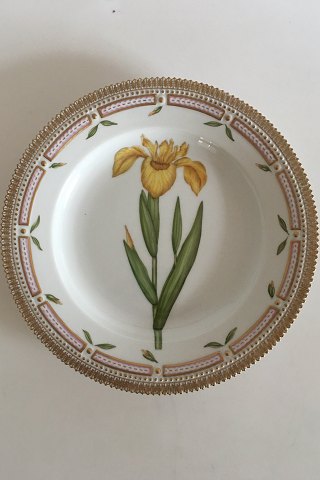 Royal Copenhagen Flora Danica Dinner Plate No 3549