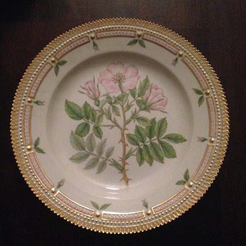 Royal Copenhagen Flora Danica Dinner Plate No 3549