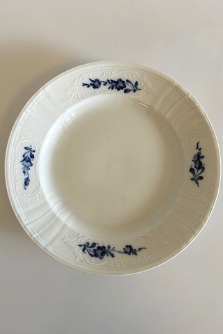 Royal Copenhagen Juliane Marie Plate no. 12013