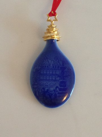 Royal Copenhagen Drop Ornament 2009