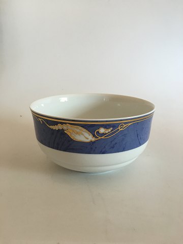 Royal Copenhagen Blue Magnolia Large Serving Bowl No 579