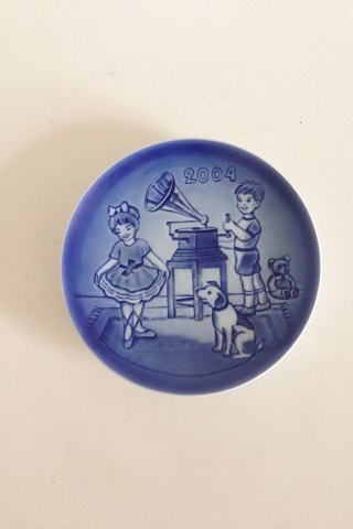 Bing & Grondahl Childrens Day Plate 2004