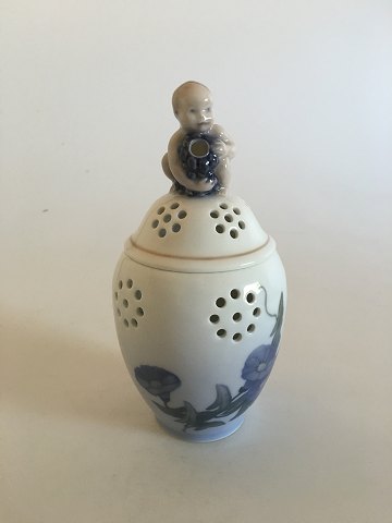 Royal Copenhagen Potpourri Lidded pot with boy/putti on top No 790/2303.