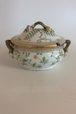 Royal Copenhagen Flora Danica Tureen No 3558