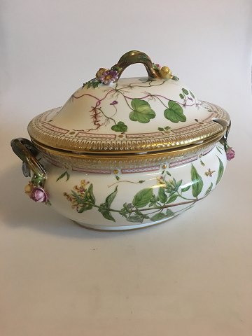 Royal Copenhagen Flora Danica Large Tureen No 3560