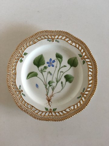 Royal Copenhagen Flora Danica Luncheon Plate No 20/3554 with Pierced Border