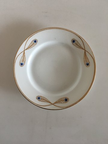 Royal Copenhagen No 118 Dinner Plate w. Golden Peacock Feather Ornament