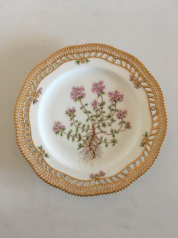 Royal Copenhagen Flora Danica Luncheon Plate with Pierced Border No 3554