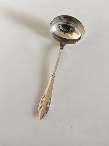 Delt Lilje Silver Gravy Ladle Frigast