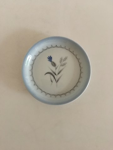 Bing & Grondahl Demeter / Blue Cornflower Ash Tray No 30