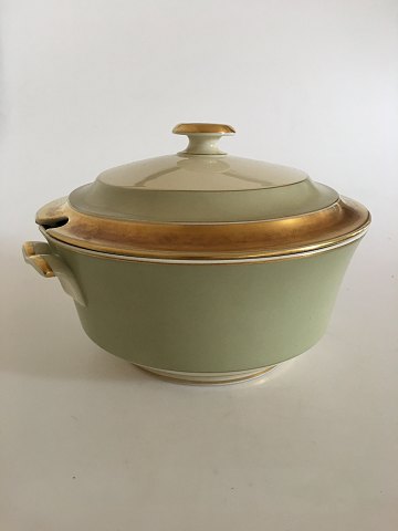 Royal Copenhagen Dagmar Soup Tureen No. 9576