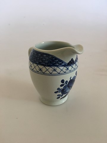 Royal Copenhagen /Aluminia "Blue Tranquebar" Creamer No 1189