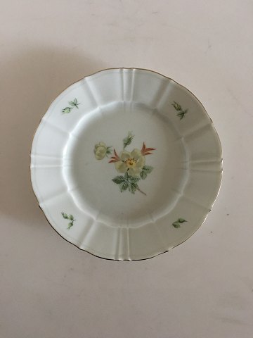 "Klitrose" Bing & Grondahl Cake Plate No. 616