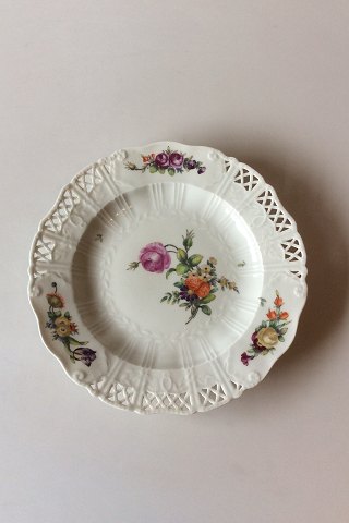 Royal Copenhagen Saxon Flower Dinner-/Fruit Plate Premium model with pierced 
border