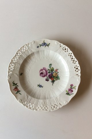 Royal Copenhagen Saxon Flower Dinner-/Fruit Plate Premium model with pierced 
border