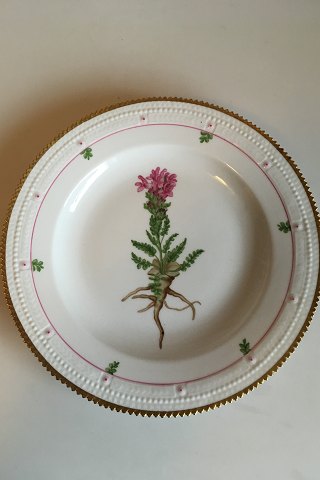 Royal Copenhagen Flora Danica Dinner Plate No 735/3549