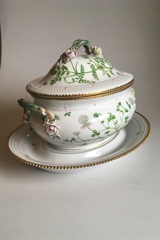 Royal Copenhagen Flora Danica Light Tureen No 3559 with Underplate No 3561