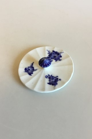 Royal Copenhagen Blue Flower Angular Lid No 8563