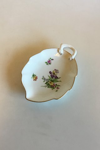 Bing & Grondahl Saxon Blomst, Handpainted Small Leaf shaped Cake Dish