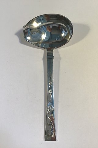 Hans Hansen Arvesølv No. 12 w. decoration Sterling Silver Sauce Ladle