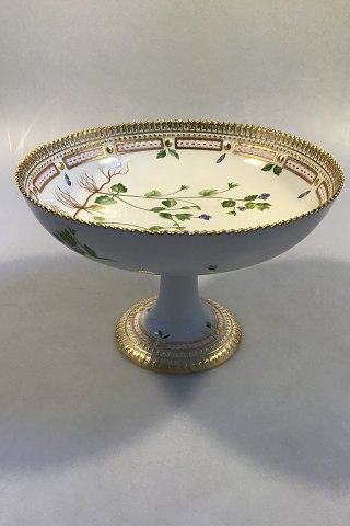 Royal Copenhagen Flora Danica Footed Bowl No 3588