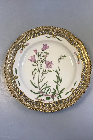 Royal Copenhagen Flora Danica Luncheon Plate No 20/3554 with Pierced Border