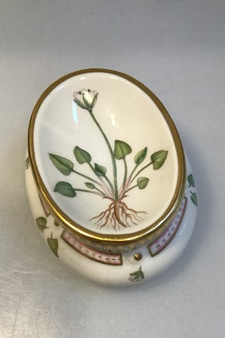 Royal Copenhagen Flora Danica Salt Cellar / paper weight No 20/3625