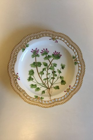 Royal Copenhagen Flora Danica Charger plate with pierced border No 20/3574