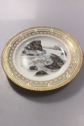 Royal Copenhagen Flora Danica Game Plate No 239A/3549