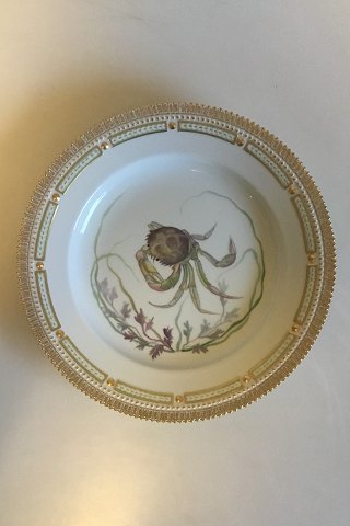 Royal Copenhagen Flora Danica Fish Plate No 20/3549