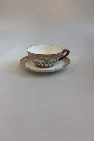 Royal Copenhagen Flora Danica Tea cup/saucer No 081+082 or 3630