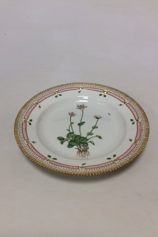 Royal Copenhagen Flora Danica Dinner Plate No 624(3549).