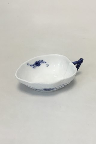 Royal Copenhagen Rosebud Leafshaped Bowl No 8006