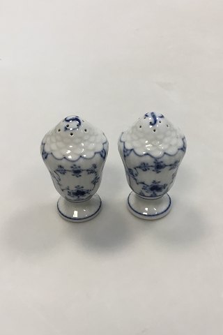 Royal Copenhagen Blue Fluted Plain Salt and pepper shakers No 467/480