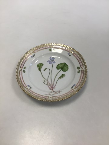 Royal Copenhagen Flora Danica Dessert Plate No 20/3551