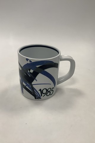 Royal Copenhagen Large Annual Mug 1985