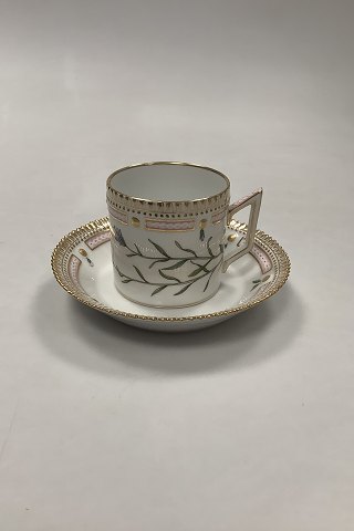 Royal Copenhagen Flora Danica Chocolate Cup No 20/ 3512 / 3513