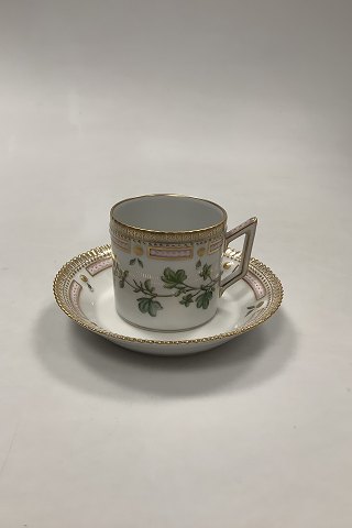 Royal Copenhagen Flora Danica Chocolate Cup No 20/ 3512 / 3513