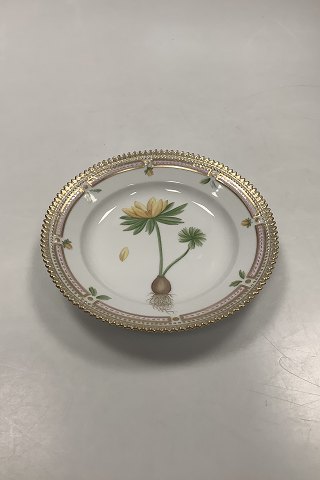 Royal Copenhagen Flora Danica Salad Plate No 20 / 3573