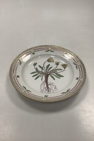 Royal Copenhagen Flora Danica Salad Plate No 20 / 3573