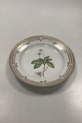 Royal Copenhagen Flora Danica Salad Plate No 20 / 3573