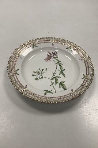 Royal Copenhagen Flora Danica Salad Plate No 20 / 3573