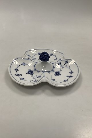 Royal Copenhagen Blue Fluted Cabaret Dish No 2076