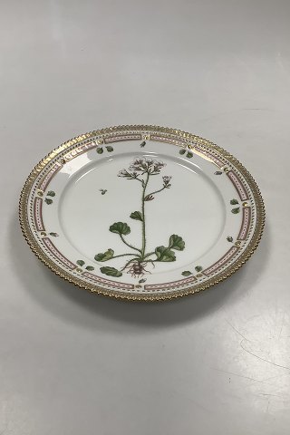 Royal Copenhagen Flora Danica Luncheon Plate Full Flat no. 3572