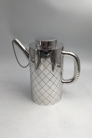 Georg Jensen Sterling Silver Bernadotte Cocktail Shaker No 819B.