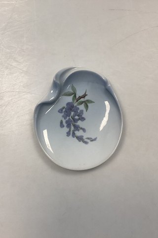 Bing and Grondahl Bowl with Wisteria No. 72/88