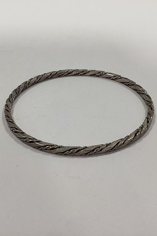 Modern Armring Bangle in Silver